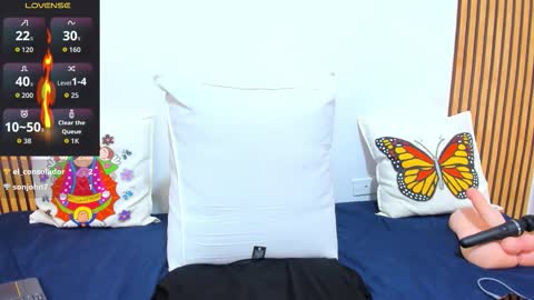 Snapshot of charlize_aniston2 chatting on November 21, 2025, 2:10 am Charlize online show from November 21, 2025, 2:10 am