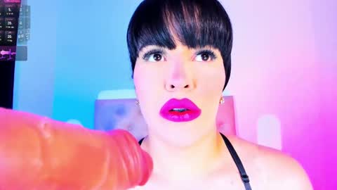 Charloott Evans online show from February 21, 2025, 3:01 am