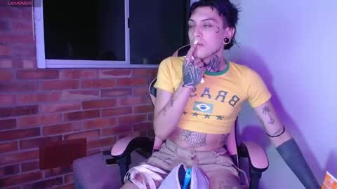 Ale punky online show from November 12, 2025, 9:21 am