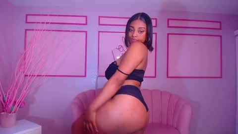 Snapshot of charlote_fun_a chatting on January 14, 2025, 1:38 pm Charlote online show from January 14, 2025, 1:38 pm