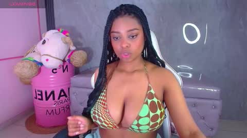 Snapshot of charlote_fun_a chatting on October 6, 2025, 12:46 pm Charlote online show from October 6, 2025, 12:46 pm