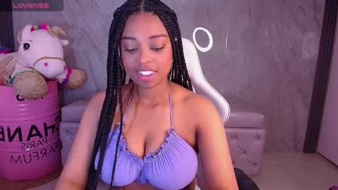 Snapshot of charlote_fun_a chatting on October 13, 2025, 12:49 pm Charlote online show from October 13, 2025, 12:49 pm