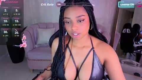 Snapshot of charlote_fun_a chatting on November 5, 2025, 3:34 pm Charlote online show from November 5, 2025, 3:34 pm