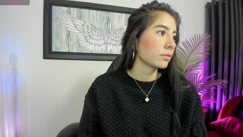Snapshot of charlote_horny chatting on January 30, 2025, 11:44 am Charlote online show from January 30, 2025, 11:44 am