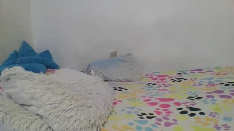 karinaa independent model online show from December 10, 2024, 1:43 am