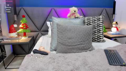 Charlotte online show from December 29, 2024, 8:04 pm