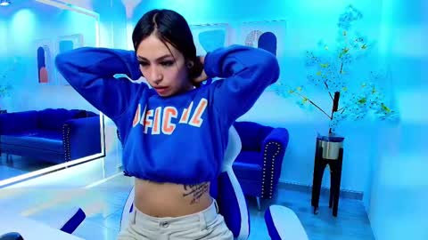 Snapshot of charlotte_etthan chatting on September 13, 2025, 3:50 am Charlotte online show from September 13, 2025, 3:50 am