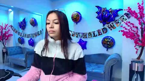 Snapshot of charlotte_etthan chatting on October 25, 2025, 3:36 am Charlotte online show from October 25, 2025, 3:36 am