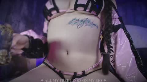 Charlotte online show from March 7, 2025, 6:33 pm