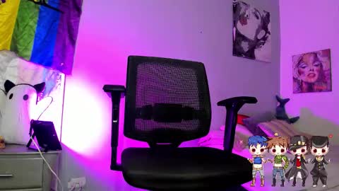 Snapshot of charlotte_joestar chatting on November 7, 2025, 9:53 am Charlie online show from November 7, 2025, 9:53 am