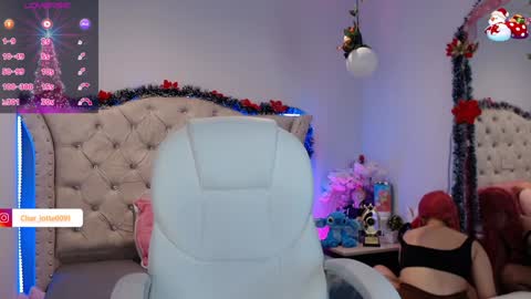 Snapshot of charlotte_jones__1 chatting on December 29, 2024, 11:40 am Charlotte online show from December 29, 2024, 11:40 am