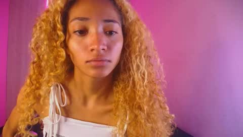 Snapshot of charlotte_love10 chatting on October 26, 2025, 11:49 am CHARLOTTE online show from October 26, 2025, 11:49 am