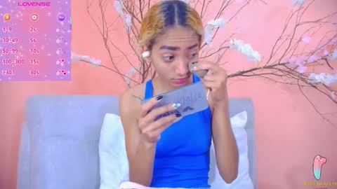 Snapshot of charlotte_love10 chatting on November 5, 2025, 11:32 am CHARLOTTE online show from November 5, 2025, 11:32 am