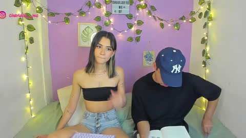 Snapshot of charlotte_queeen chatting on January 21, 2025, 10:51 pm Charlotte online show from January 21, 2025, 10:51 pm