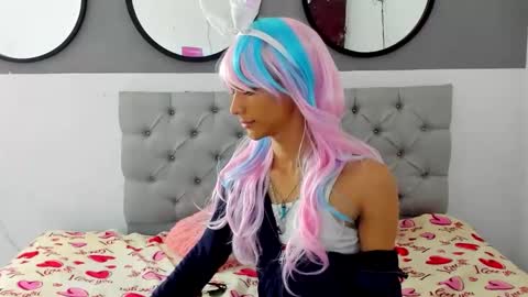 charlotte skiinny online show from November 30, 2025, 10:03 pm