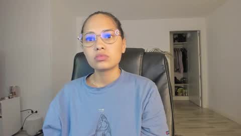 Snapshot of charlottehamilton chatting on September 30, 2025, 10:37 pm charlotte hamilton online show from September 30, 2025, 10:37 pm