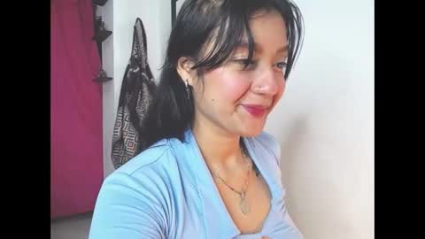 Snapshot of charlottekiss99 chatting on December 14, 2025, 1:38 pm charlottekiss99 online show from December 14, 2025, 1:38 pm