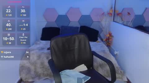 Snapshot of charlottetaylor_ chatting on February 26, 2025, 7:09 am Charlotte Taylor online show from February 26, 2025, 7:09 am