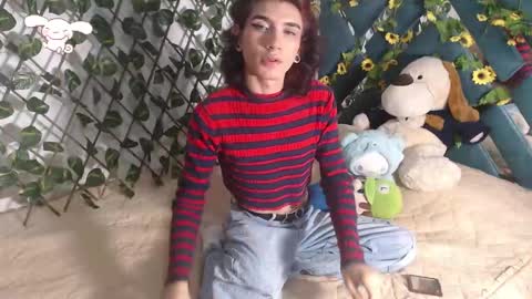Snapshot of charly_evans60 chatting on March 11, 2025, 11:37 pm charly_evans60 online show from March 11, 2025, 11:37 pm