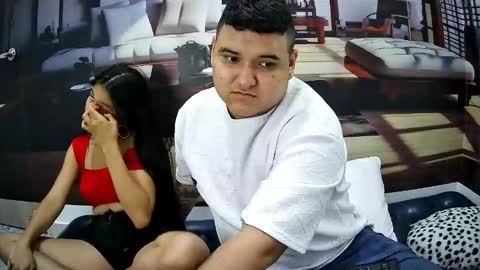 Snapshot of charlyandlaura chatting on October 1, 2025, 7:53 pm charlyandlaura online show from October 1, 2025, 7:53 pm