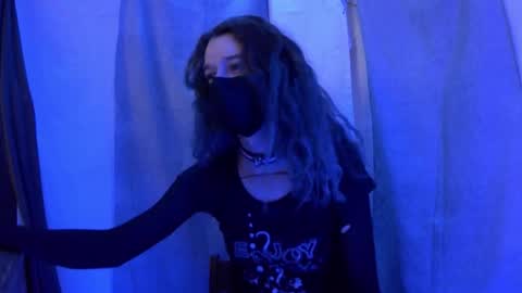 charly dest online show from December 20, 2024, 2:27 pm