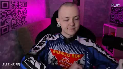 lynxy online show from December 3, 2025, 11:25 pm