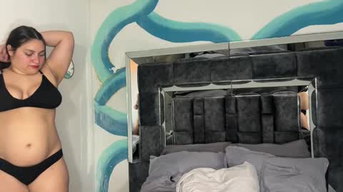 Snapshot of charons_boat_ chatting on November 9, 2025, 11:19 am Sam and mike online show from November 9, 2025, 11:19 am