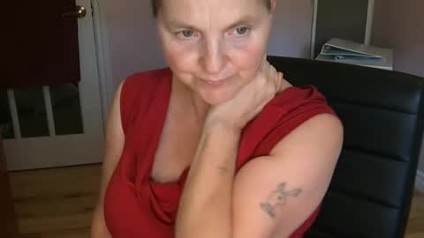 chealsiek online show from September 27, 2025, 6:57 pm