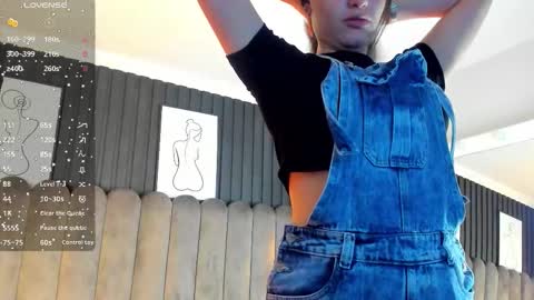 Snapshot of chelsea_bolton_ chatting on December 2, 2025, 12:21 pm chelsea_bolton_ online show from December 2, 2025, 12:21 pm