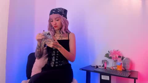 Chelsea  online show from December 1, 2025, 8:58 pm