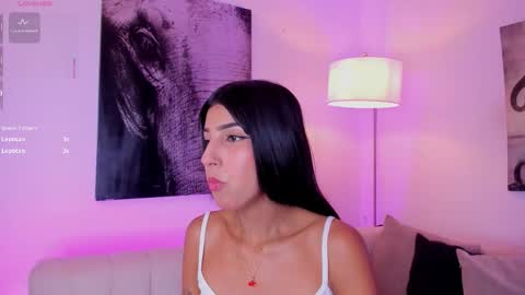 Chelsy online show from December 1, 2025, 3:33 am