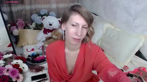 Adriana online show from November 28, 2025, 9:01 am