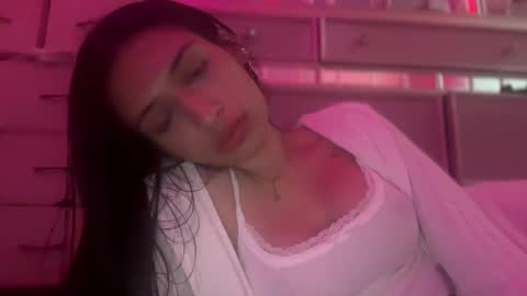 cherliecarmen online show from January 30, 2025, 2:49 am