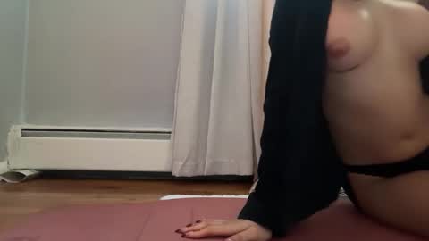 cherliecarmen online show from November 15, 2025, 6:48 pm