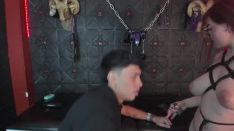 Snapshot of cherry_blaze_ chatting on December 4, 2025, 4:11 am Cherry Blaze online show from December 4, 2025, 4:11 am