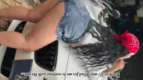 C H E R R Y  online show from October 31, 2025, 10:05 am