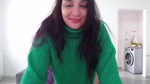 Snapshot of cherry_pie95 chatting on February 15, 2025, 10:11 am Sherry online show from February 15, 2025, 10:11 am
