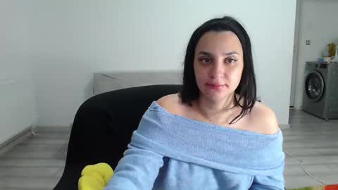 Snapshot of cherry_pie95 chatting on October 20, 2025, 2:12 am Sherry online show from October 20, 2025, 2:12 am