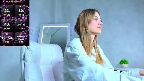 cherry_pr1ce online show from March 5, 2025, 11:16 pm