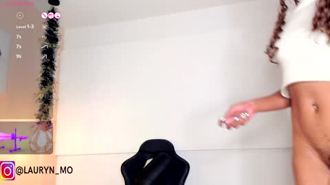 Snapshot of cherrybr_ chatting on January 11, 2025, 11:12 am Cherry Lady online show from January 11, 2025, 11:12 am