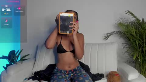 Snapshot of cherrybr_ chatting on October 1, 2025, 1:33 am Cherry Lady online show from October 1, 2025, 1:33 am