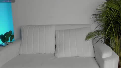 Snapshot of cherrybr_ chatting on October 23, 2025, 2:11 am Cherry Lady online show from October 23, 2025, 2:11 am