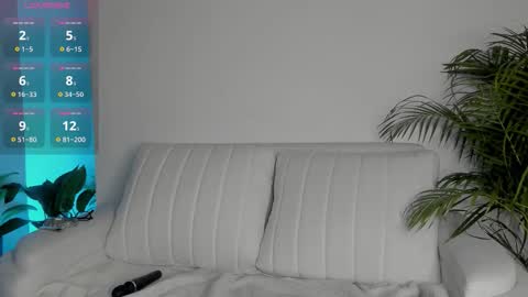 Snapshot of cherrybr_ chatting on October 24, 2025, 3:14 am Cherry Lady online show from October 24, 2025, 3:14 am