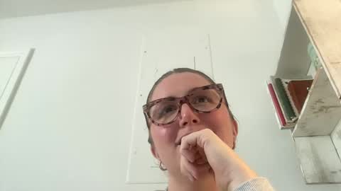 Snapshot of cherryjune chatting on February 6, 2025, 4:47 pm CherryJune online show from February 6, 2025, 4:47 pm