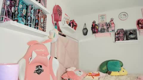 Snapshot of cherrymafer666 chatting on February 17, 2025, 3:58 am cherrycute666 online show from February 17, 2025, 3:58 am