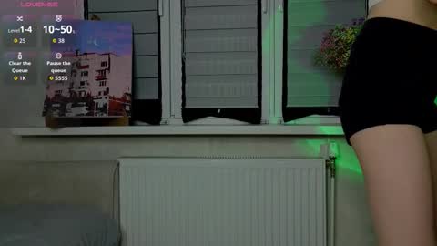 Snapshot of cherrypepperkiss chatting on December 4, 2025, 12:03 pm Lysia online show from December 4, 2025, 12:03 pm