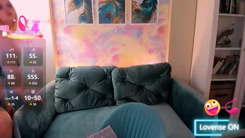 Snapshot of chery_dream chatting on October 3, 2025, 10:23 am Brianna online show from October 3, 2025, 10:23 am