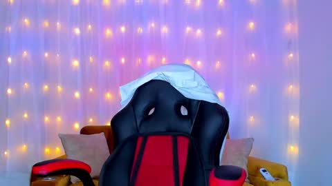 Snapshot of cherylbutler chatting on December 20, 2024, 2:08 am Cheryl online show from December 20, 2024, 2:08 am