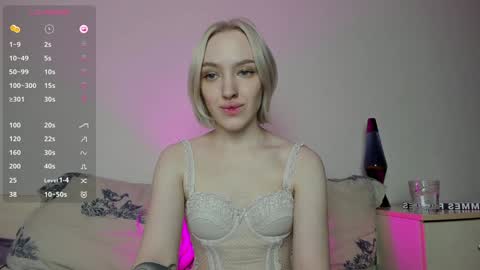 Snapshot of cherylmason chatting on December 22, 2024, 10:58 pm Cheryl online show from December 22, 2024, 10:58 pm