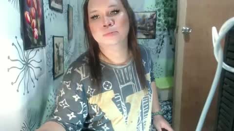 Snapshot of chescahotxxxl chatting on December 27, 2024, 1:07 pm chescahotxxxl online show from December 27, 2024, 1:07 pm